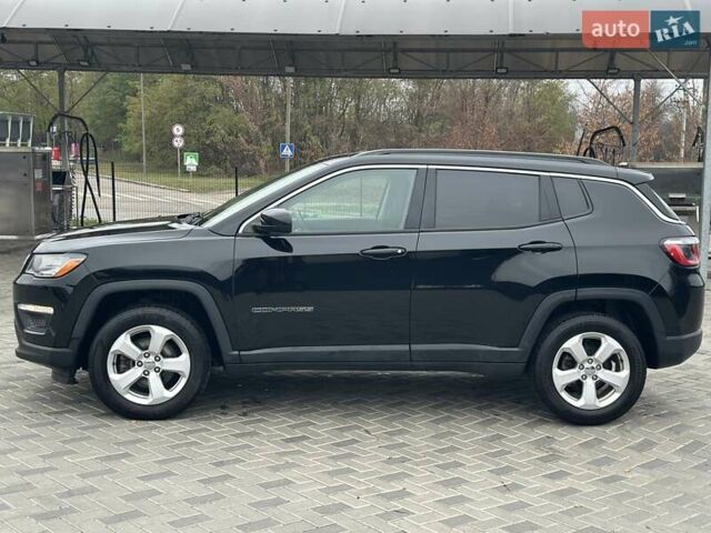 Чорний Джип Compass, об'ємом двигуна 2.36 л та пробігом 193 тис. км за 13800 $, фото 1 на Automoto.ua