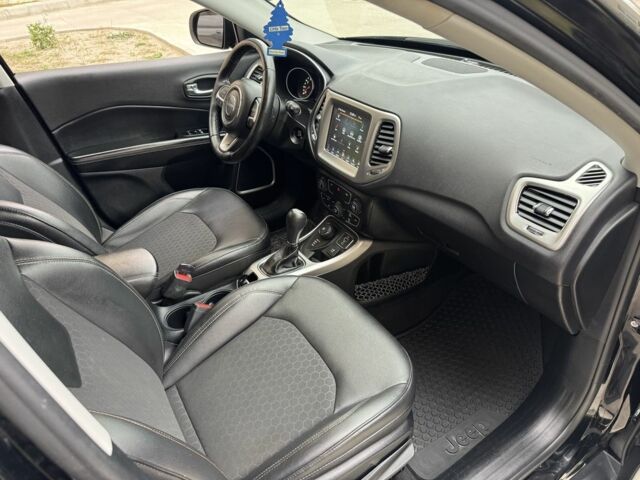 Чорний Джип Compass, об'ємом двигуна 0 л та пробігом 91 тис. км за 15200 $, фото 13 на Automoto.ua