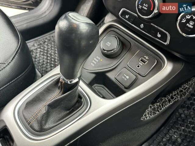 Чорний Джип Compass, об'ємом двигуна 2.36 л та пробігом 193 тис. км за 13800 $, фото 21 на Automoto.ua