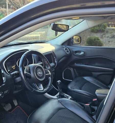 Черный Джип Компас, объемом двигателя 2.36 л и пробегом 140 тыс. км за 12500 $, фото 11 на Automoto.ua