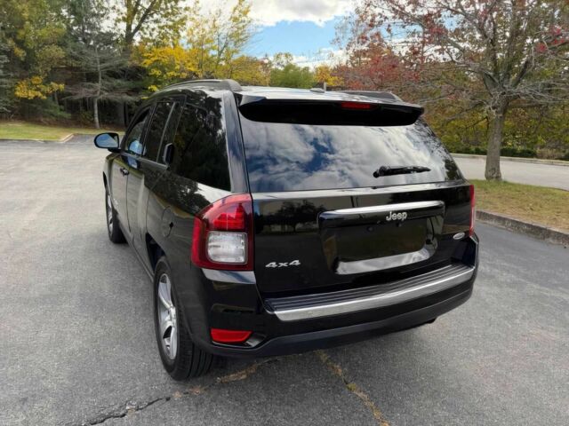 Черный Джип Компас, объемом двигателя 2.4 л и пробегом 68 тыс. км за 5100 $, фото 4 на Automoto.ua