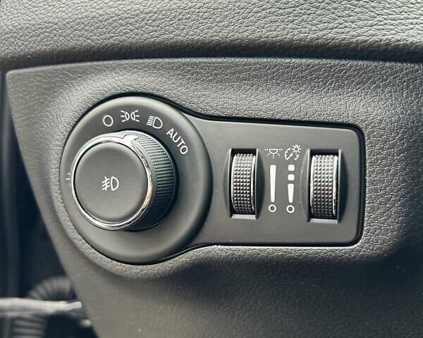 Черный Джип Компас, объемом двигателя 2.36 л и пробегом 115 тыс. км за 14900 $, фото 17 на Automoto.ua