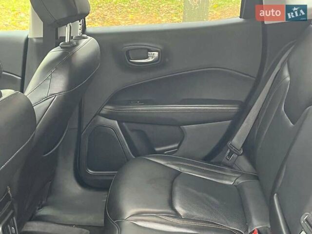 Черный Джип Компас, объемом двигателя 2.4 л и пробегом 74 тыс. км за 17340 $, фото 26 на Automoto.ua