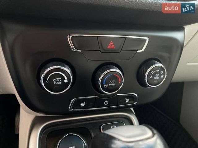 Черный Джип Компас, объемом двигателя 2.36 л и пробегом 106 тыс. км за 14700 $, фото 16 на Automoto.ua