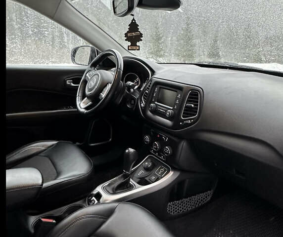 Черный Джип Компас, объемом двигателя 2.4 л и пробегом 55 тыс. км за 16000 $, фото 31 на Automoto.ua