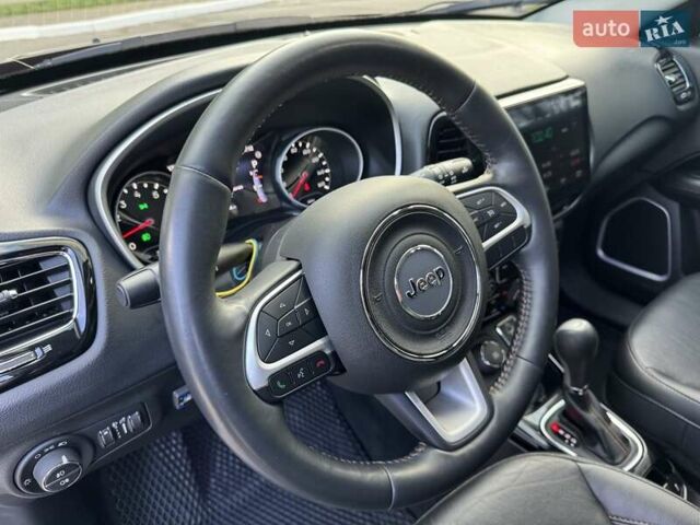 Чорний Джип Compass, об'ємом двигуна 2.4 л та пробігом 141 тис. км за 15500 $, фото 17 на Automoto.ua
