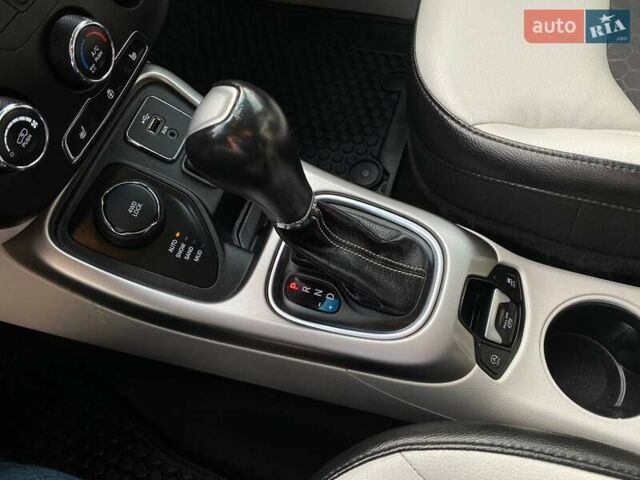 Черный Джип Компас, объемом двигателя 2.36 л и пробегом 106 тыс. км за 14700 $, фото 18 на Automoto.ua