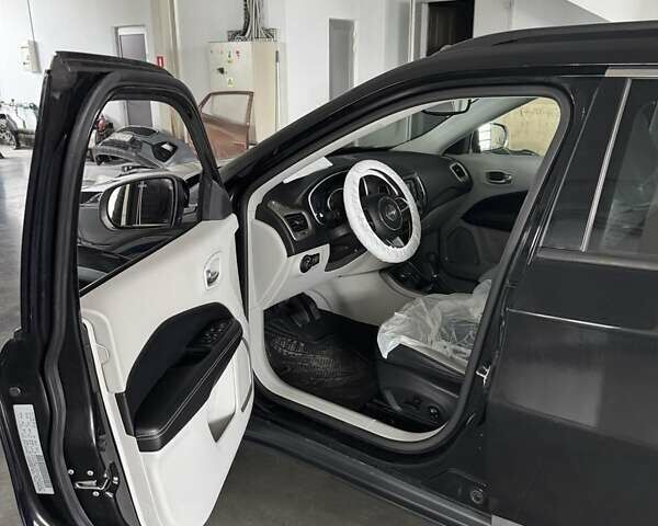 Черный Джип Компас, объемом двигателя 2.4 л и пробегом 122 тыс. км за 13500 $, фото 11 на Automoto.ua