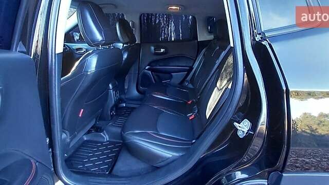 Черный Джип Компас, объемом двигателя 2.4 л и пробегом 99 тыс. км за 14300 $, фото 16 на Automoto.ua