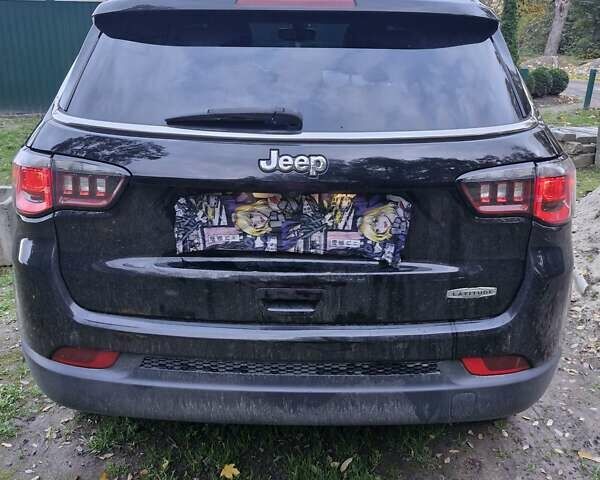 Черный Джип Компас, объемом двигателя 2.4 л и пробегом 152 тыс. км за 14000 $, фото 5 на Automoto.ua