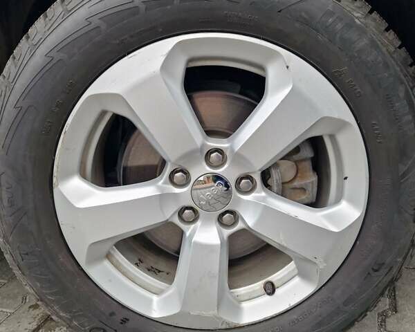 Черный Джип Компас, объемом двигателя 2.36 л и пробегом 98 тыс. км за 12800 $, фото 27 на Automoto.ua