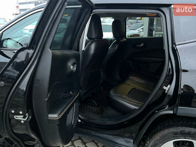 Черный Джип Компас, объемом двигателя 2.36 л и пробегом 89 тыс. км за 16000 $, фото 18 на Automoto.ua