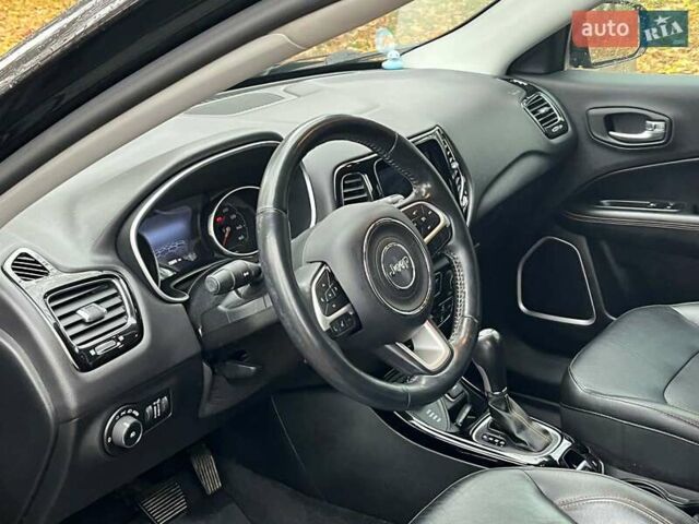 Черный Джип Компас, объемом двигателя 2.4 л и пробегом 74 тыс. км за 17340 $, фото 27 на Automoto.ua