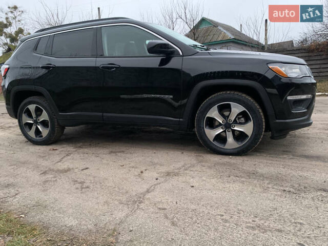 Черный Джип Компас, объемом двигателя 0 л и пробегом 177 тыс. км за 14200 $, фото 6 на Automoto.ua