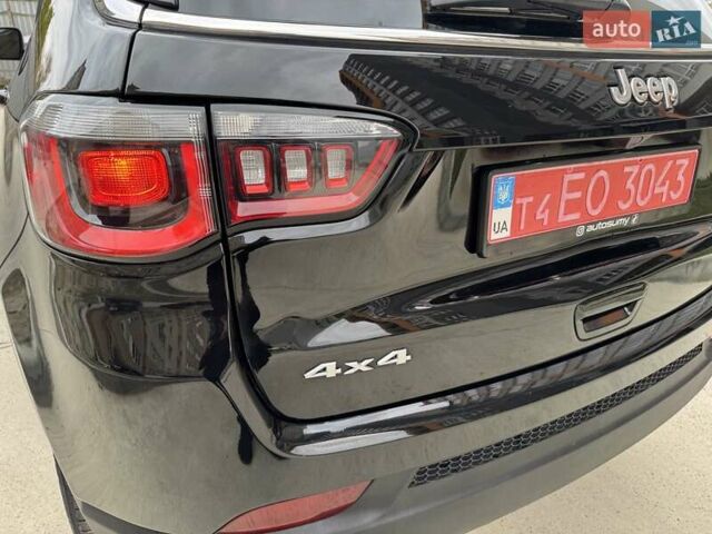 Черный Джип Компас, объемом двигателя 2.4 л и пробегом 91 тыс. км за 15200 $, фото 44 на Automoto.ua