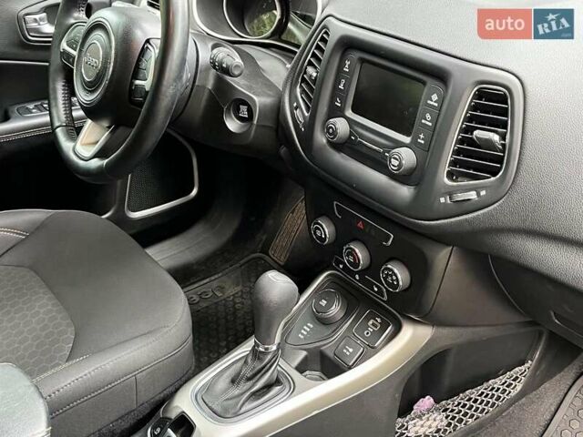 Чорний Джип Compass, об'ємом двигуна 2.4 л та пробігом 93 тис. км за 15290 $, фото 22 на Automoto.ua