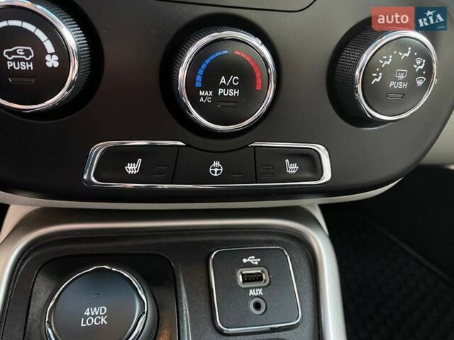 Черный Джип Компас, объемом двигателя 2.36 л и пробегом 106 тыс. км за 14700 $, фото 17 на Automoto.ua