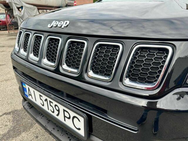 Черный Джип Компас, объемом двигателя 2.4 л и пробегом 193 тыс. км за 9800 $, фото 5 на Automoto.ua