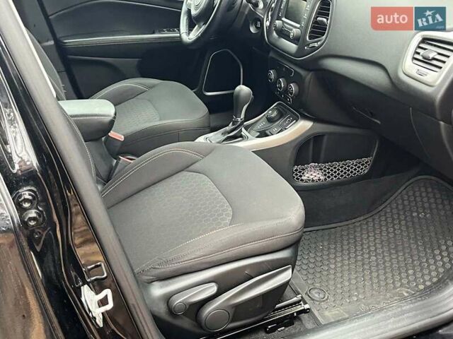 Черный Джип Компас, объемом двигателя 2.4 л и пробегом 93 тыс. км за 13990 $, фото 31 на Automoto.ua