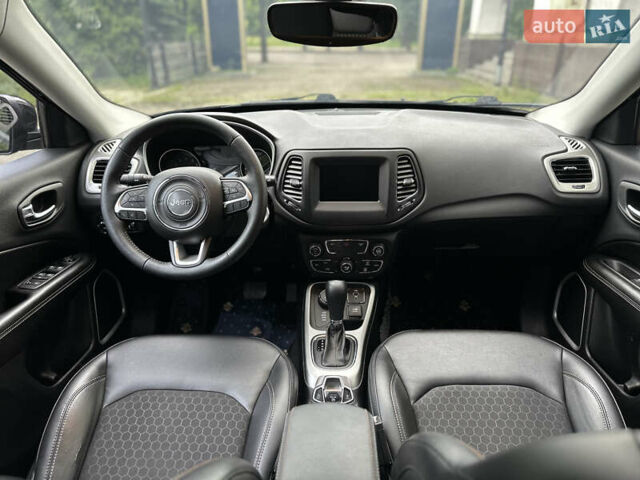 Чорний Джип Compass, об'ємом двигуна 2.4 л та пробігом 88 тис. км за 15500 $, фото 3 на Automoto.ua
