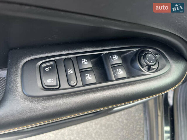 Чорний Джип Compass, об'ємом двигуна 2.4 л та пробігом 48 тис. км за 16300 $, фото 8 на Automoto.ua