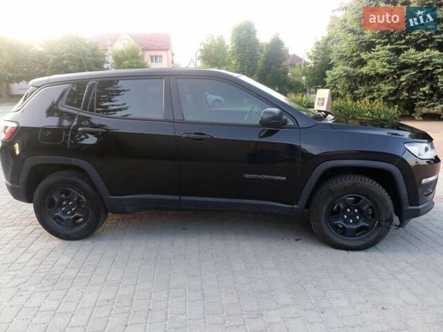 Черный Джип Компас, объемом двигателя 2.36 л и пробегом 92 тыс. км за 14001 $, фото 5 на Automoto.ua