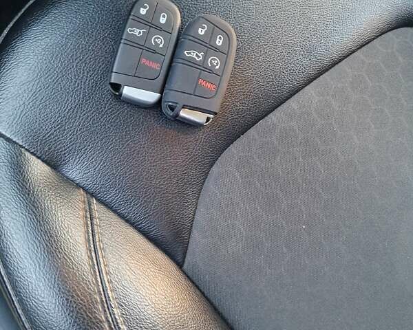 Черный Джип Компас, объемом двигателя 2.36 л и пробегом 98 тыс. км за 12800 $, фото 54 на Automoto.ua