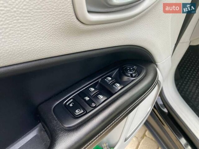 Черный Джип Компас, объемом двигателя 2.36 л и пробегом 106 тыс. км за 14700 $, фото 11 на Automoto.ua