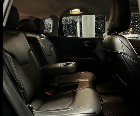 Черный Джип Компас, объемом двигателя 2.4 л и пробегом 55 тыс. км за 16000 $, фото 29 на Automoto.ua