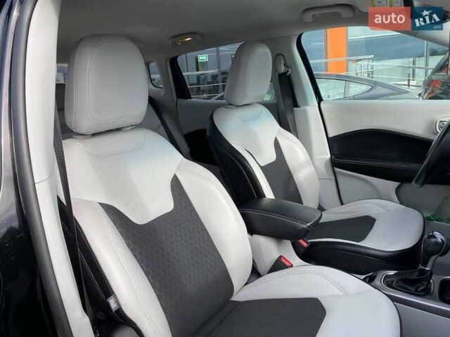 Черный Джип Компас, объемом двигателя 2.36 л и пробегом 106 тыс. км за 14700 $, фото 26 на Automoto.ua