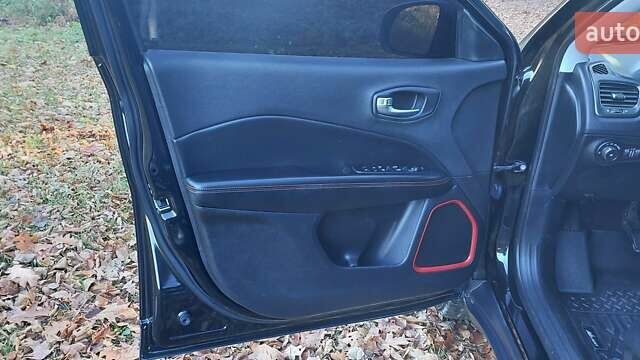 Черный Джип Компас, объемом двигателя 2.4 л и пробегом 99 тыс. км за 14300 $, фото 11 на Automoto.ua