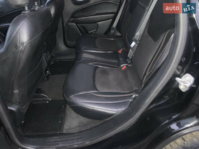 Черный Джип Компас, объемом двигателя 0 л и пробегом 177 тыс. км за 14200 $, фото 18 на Automoto.ua