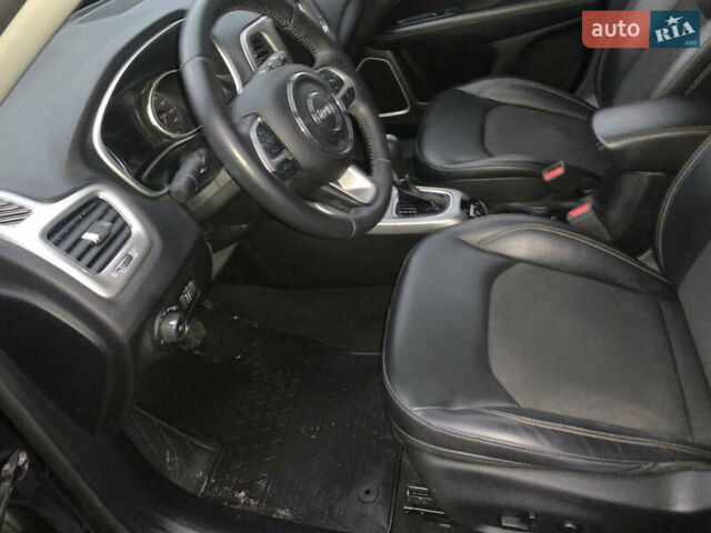 Черный Джип Компас, объемом двигателя 0 л и пробегом 177 тыс. км за 14200 $, фото 15 на Automoto.ua