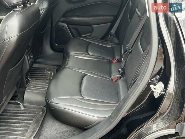 Черный Джип Компас, объемом двигателя 2.4 л и пробегом 74 тыс. км за 17340 $, фото 24 на Automoto.ua