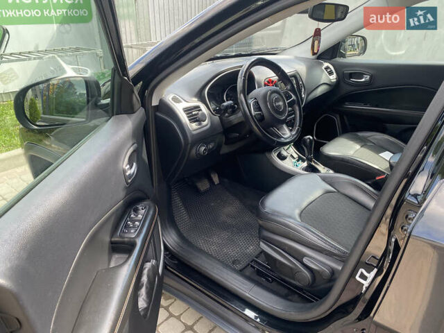 Черный Джип Компас, объемом двигателя 2.4 л и пробегом 55 тыс. км за 16000 $, фото 8 на Automoto.ua