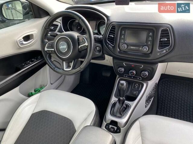 Черный Джип Компас, объемом двигателя 2.36 л и пробегом 106 тыс. км за 14700 $, фото 9 на Automoto.ua