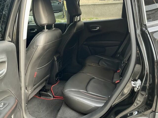 Чорний Джип Compass, об'ємом двигуна 2.4 л та пробігом 145 тис. км за 16899 $, фото 7 на Automoto.ua