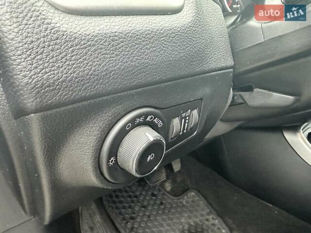 Чорний Джип Compass, об'ємом двигуна 2.36 л та пробігом 193 тис. км за 13800 $, фото 28 на Automoto.ua