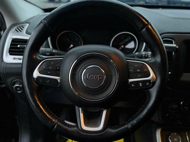 Черный Джип Компас, объемом двигателя 2.4 л и пробегом 89 тыс. км за 16000 $, фото 9 на Automoto.ua