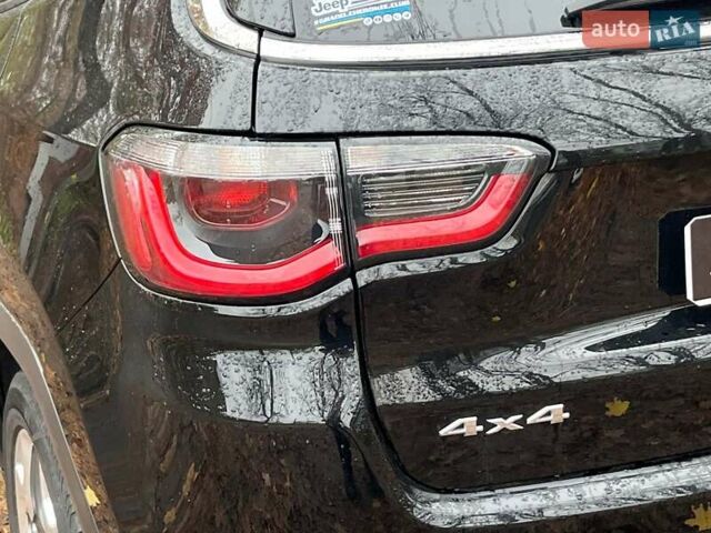 Черный Джип Компас, объемом двигателя 2.4 л и пробегом 74 тыс. км за 17340 $, фото 8 на Automoto.ua