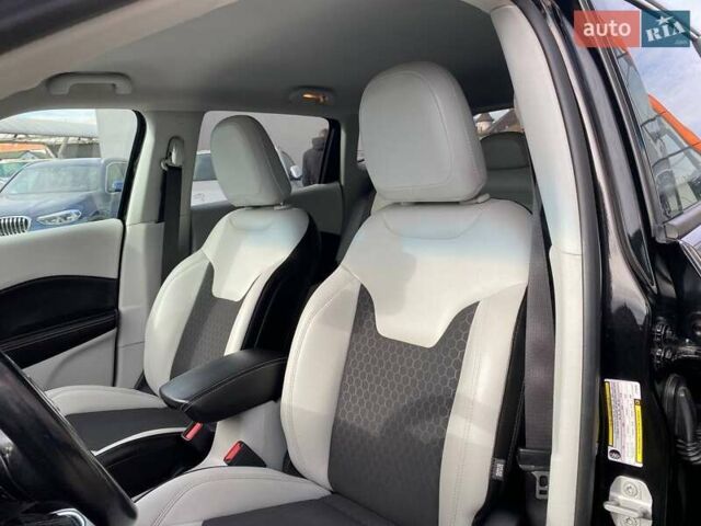 Черный Джип Компас, объемом двигателя 2.36 л и пробегом 106 тыс. км за 14700 $, фото 20 на Automoto.ua