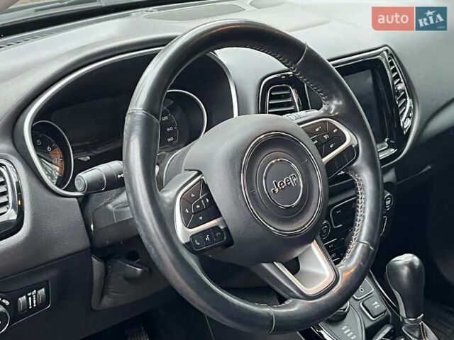 Черный Джип Компас, объемом двигателя 2.4 л и пробегом 74 тыс. км за 17340 $, фото 30 на Automoto.ua