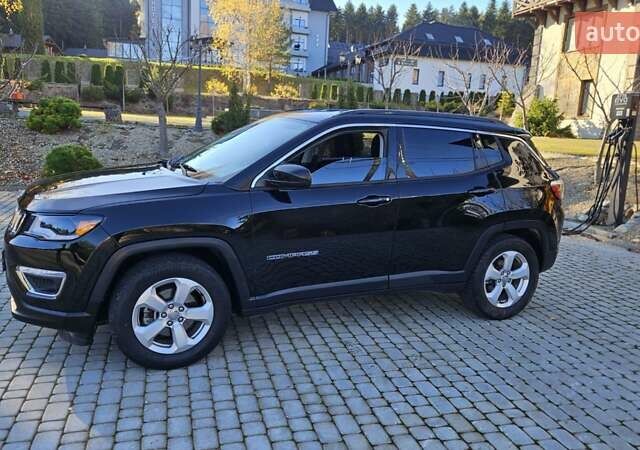 Черный Джип Компас, объемом двигателя 2.36 л и пробегом 140 тыс. км за 12500 $, фото 5 на Automoto.ua