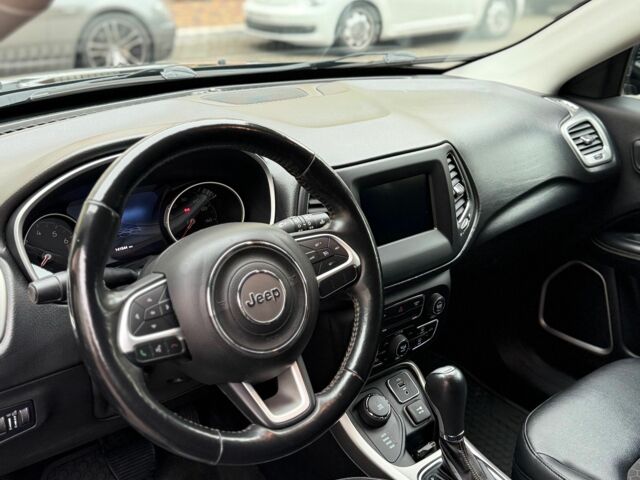 Джип Compass 2017 у Софіївська Борщагівка на Automoto.ua Чорний Джип Compass, об'ємом двигуна 2.4 л та пробігом 140 тис. км за 14000 $, фото 5 на Automoto.ua