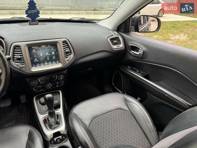 Черный Джип Компас, объемом двигателя 2.4 л и пробегом 91 тыс. км за 15200 $, фото 29 на Automoto.ua