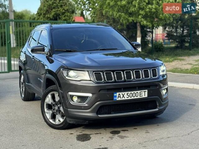 Чорний Джип Compass, об'ємом двигуна 2.4 л та пробігом 141 тис. км за 15500 $, фото 3 на Automoto.ua