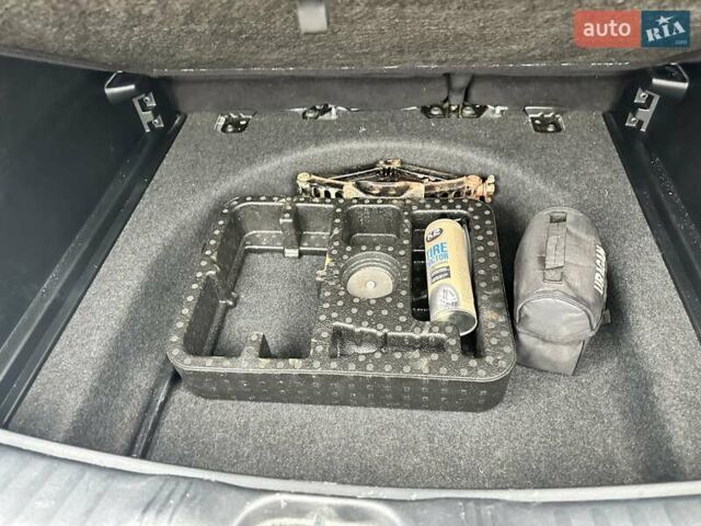 Чорний Джип Compass, об'ємом двигуна 2.36 л та пробігом 193 тис. км за 13800 $, фото 16 на Automoto.ua