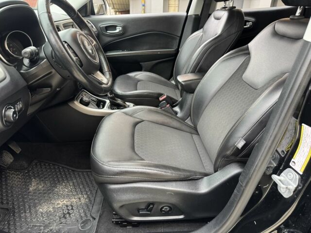 Чорний Джип Compass, об'ємом двигуна 0 л та пробігом 91 тис. км за 15200 $, фото 11 на Automoto.ua