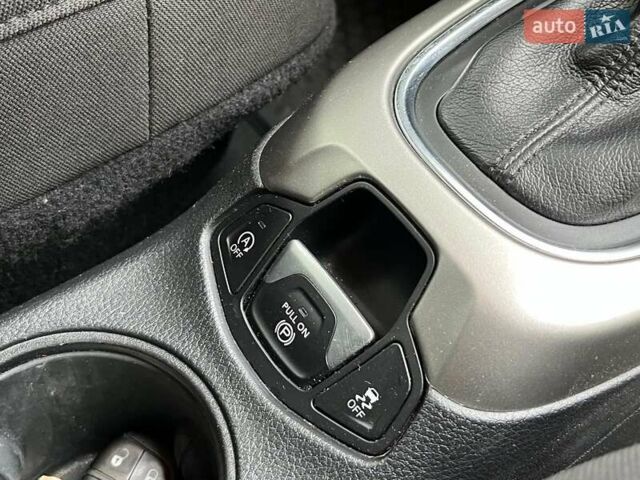 Чорний Джип Compass, об'ємом двигуна 2.4 л та пробігом 93 тис. км за 15290 $, фото 23 на Automoto.ua