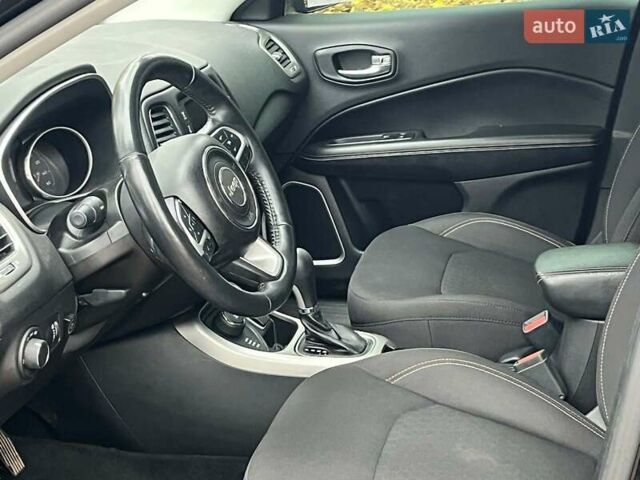 Черный Джип Компас, объемом двигателя 2.4 л и пробегом 93 тыс. км за 13990 $, фото 14 на Automoto.ua